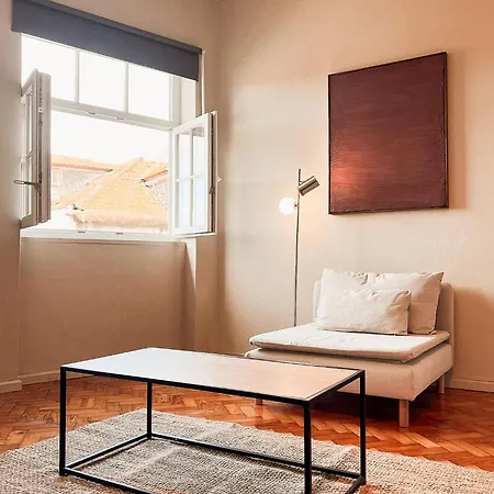 Altus 68 - River View, Floor With Elevator * Porto